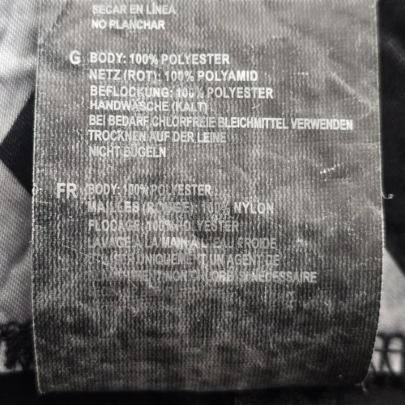 Leg Avenue Queen of Hearts Costume – Red Black Gold Dress - Picture 5 of 7